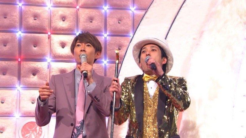 am3nk4's tweet photo. 「嵐に傷をつけたらどうしよう」って不安でいっぱいだったときに、「お前一人じゃ傷つかないよ」という二宮くんの言葉に救われた相葉くん。「ニノは辛くても寂しくてもそれを表に出さない人。だから俺が気付いてあげないと」今年は相葉くんが二宮くんを側で支えてあげる立場になるんだね..... https://t.co/tULER1DsLJ