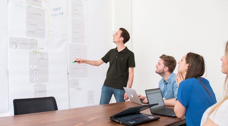 contorionde's tweet photo. "Die Website ist unsere #Baustelle" - Interview mit unserem Kollegen Christopher aus dem Projektmanagement: https://t.co/j9sEAF4hVA https://t.co/UpcK0aBXRz