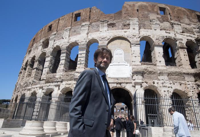 francescagraz1's tweet photo. #Museistatali, boom di visitatori 2013-2016 : in 3 anni 50mln euro di incassi. Lazio in testa, Campania al secondo posto supera la Toscana.
Franceschini "Frutti della riforma" https://t.co/iqZjrlP9Jg