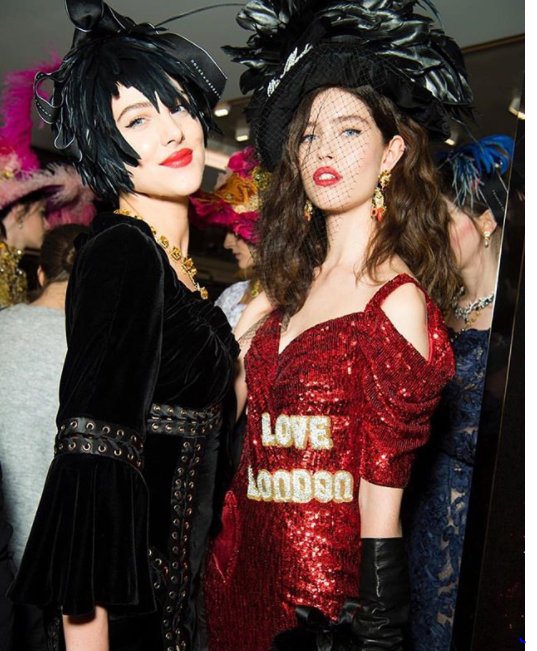 SelectModelMgmt's tweet photo. 🚨🖤🚨 These two!! The incredible @elizacummings91 and @_moyap_ last night at the @dolcegabbana Alta Moda show in London 🚨🖤🚨 #selectwomen #selectexclusive #dgloveslondon #dolcegabbana https://t.co/FtcYd2tJql