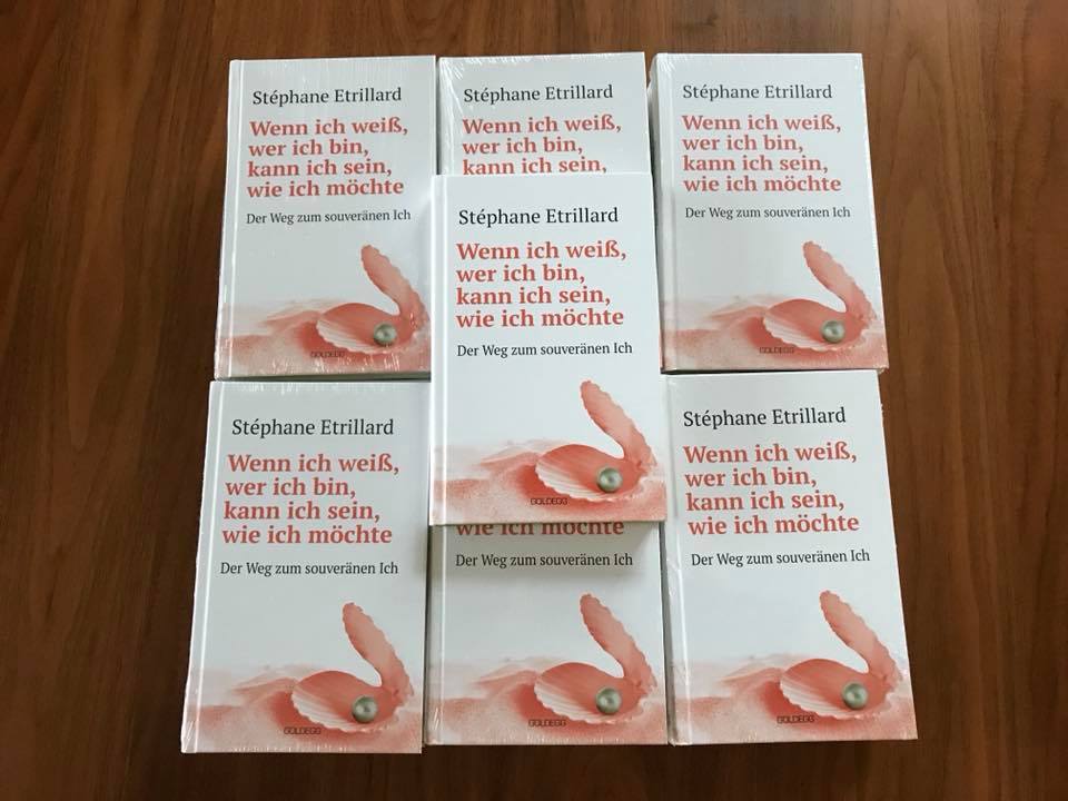 Riesenfreude heute Vormittag. Mein neues Buch, das mit Sicherheit mein persönlichstes ist und meine Philosophie der Lebensouveränität anschaulich und Schritt für Schritt vermittelt, durfte ich in den Händen halten. Ganz besonderes Gefühl! Edle Aufmachung!
amazon.de/dp/3990600370/