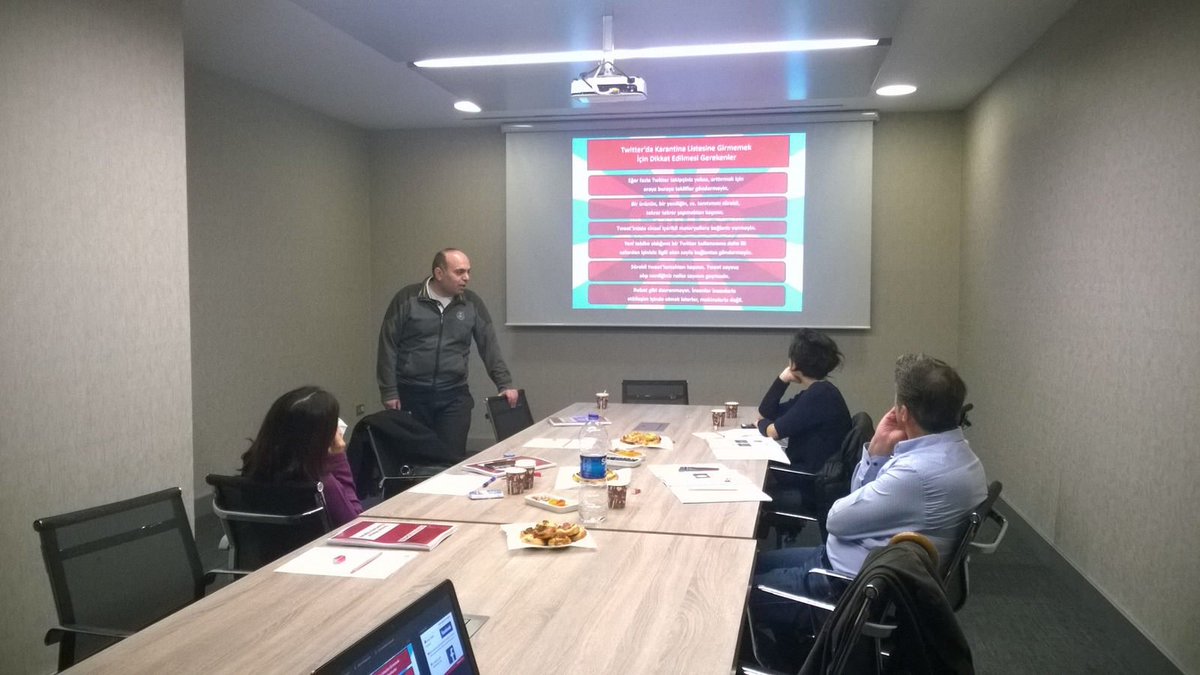 internetegitimi's tweet photo. Aytaç Mestçi tarafından verilen #SosyalMedyaPazarlama Eğitimimiz, #MarkeFront - #MarkeSchool’da gerçekleşti: https://t.co/gKUkDdYeFd https://t.co/iBi0wX9Qu8