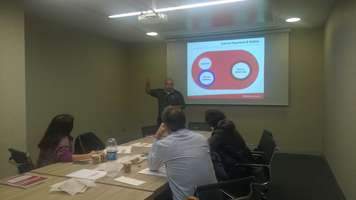 internetegitimi's tweet photo. Aytaç Mestçi tarafından verilen #SosyalMedyaPazarlama Eğitimimiz, #MarkeFront - #MarkeSchool’da gerçekleşti: https://t.co/gKUkDdYeFd https://t.co/iBi0wX9Qu8
