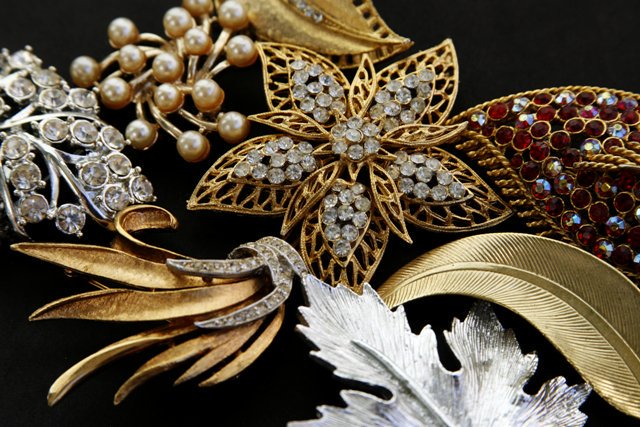 BIG BIRTHDAY BASH on 18TH NOVEMBER - 21ST BIRTHDAY - IN business BUT ONLY 1ST BIRTHDAY OPULENCE - ST MARY SQUARE - HEXHAM - NORTHEAST  
Drop In -sent tweet