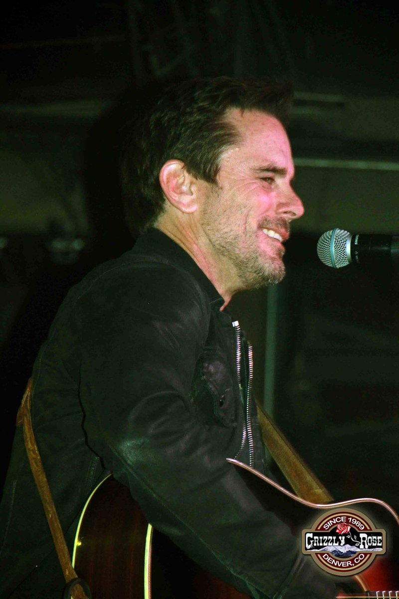 mahondc's tweet photo. #SweetPics @TheGrizzlyRose of @CharlesEsten and @SixwireOfficial 🎤🎸😎💕👍Thanks for sharing them https://t.co/ZAhPfW8yqD