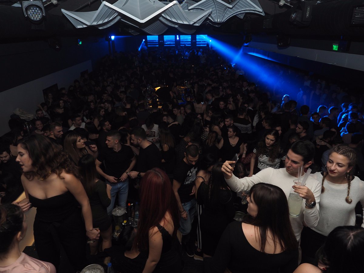 IekDelta's tweet photo. Welcome Party από το #iekdelta στο Akanthus Gazoo!!!
Διασκεδάσαμε πολύ και μοιραζόμαστε μαζί σας τις καλύτερες στιγμές του πιο ξέφρενου party! #party #DeltaExperience https://t.co/weGcDUNHzu