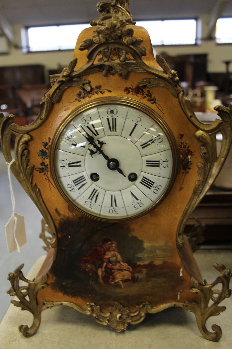 PFKAuctions's tweet photo. "History has remembered the kings and warriors, because they destroyed; art has remembered the people because they created." - William Morris. French Vernis Martin mantle clock in our #fortnightlyinteriors #wednesdayauction #MondayMotivation #Monday https://t.co/wRdbIsTDTT