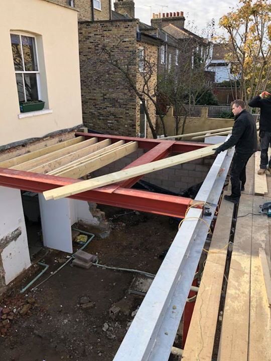 UniqueSpaceUK's tweet photo. Getting stuck in on Monday morning. It’s a bit like a jigsaw puzzles sometimes...only a bit bigger. Plenty of 💪🏽 ended today. #building #chiswick #W4 https://t.co/80HsxidXZ6