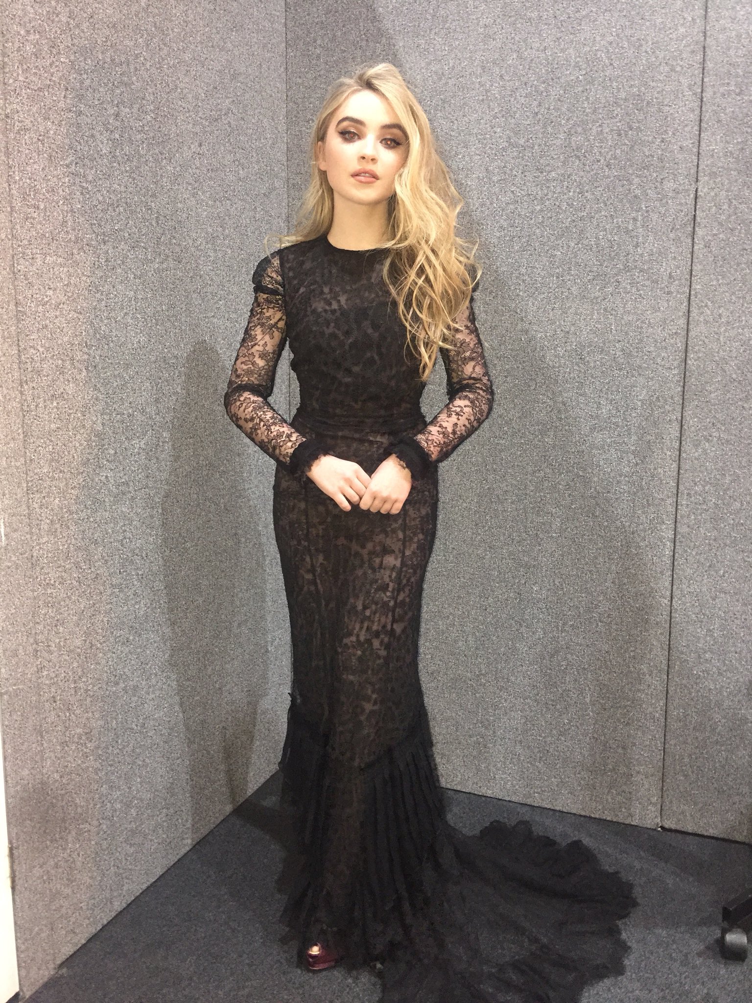 Sabrina Carpenter on Twitter: "didn’t trip, good night…