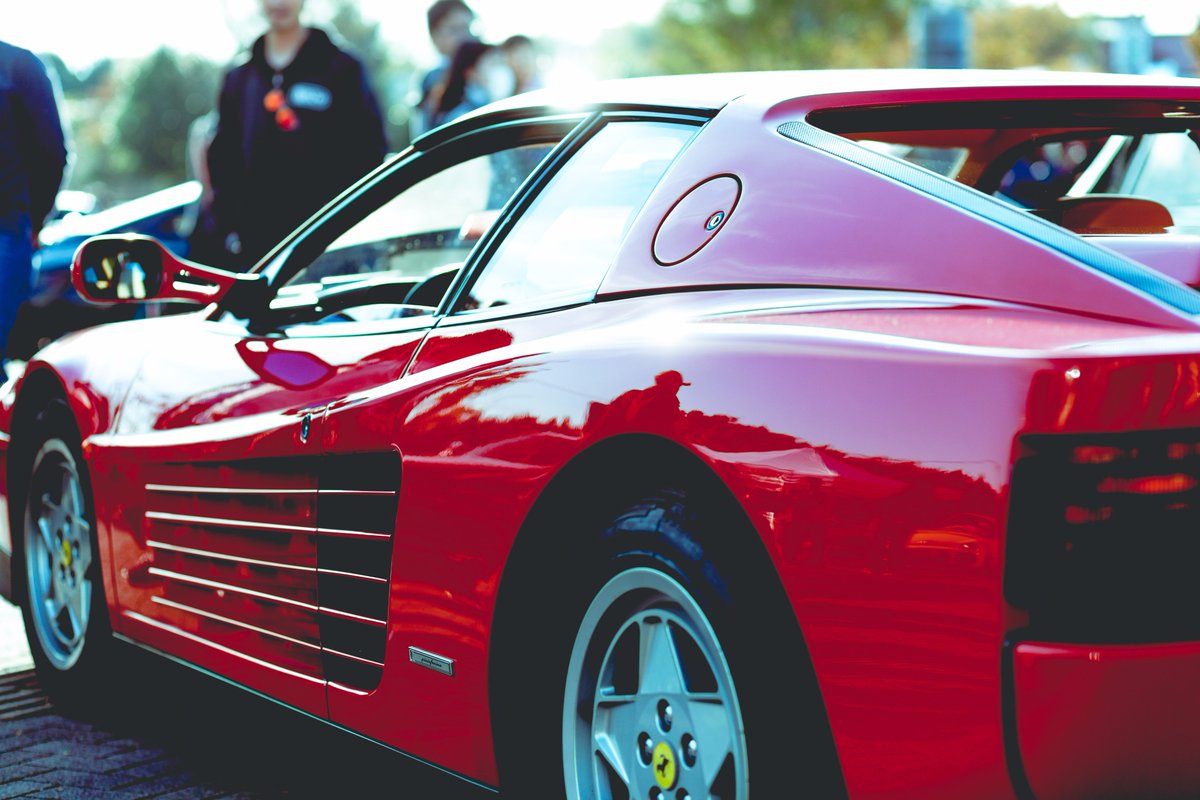 taka458hiro's tweet image. #あいちトリコローレ
#ferrari #ferrari348 #512TR
サイドフィン同士近くに止まっていてV12とV8を思う存分見比べられた。
まあ348はサイドフィン写ってないですけどね。リアのルーバー？もいいよね　まあフェラーリ大好きだから全部好きなんですけど