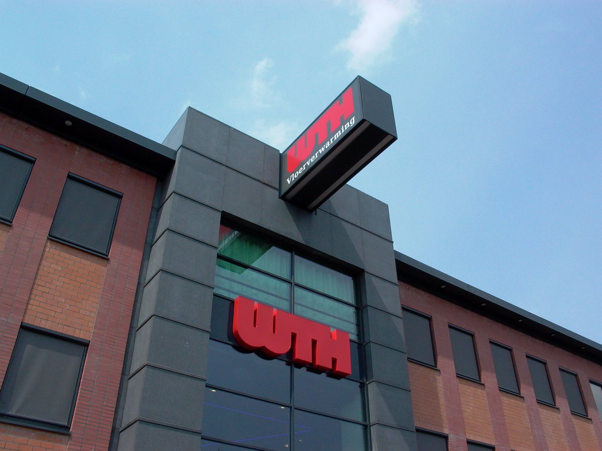 Kom jij bij ons werken? We zoeken een Commercieel Medewerker Binnendienst! bit.ly/2zTSWzm