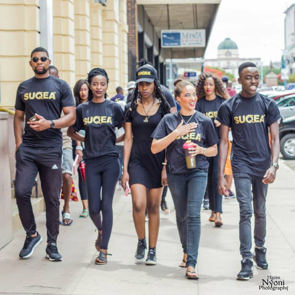 RewindMzansi's tweet photo. When the world tells you it's impossible to set up a business in Zimbabwe and you decide to get your homies so they can back you up in your hustle!
MARK YOUR DIARY: Bulawayo Club ,15 December SuQea Fashion Expression 2017
#suqea_williamfredcouture
#fashionshowcase
#SuQea https://t.co/tpnWARDS05