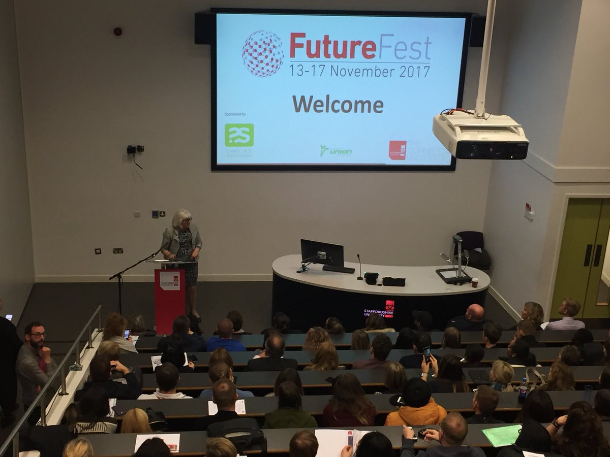 StaffsUniJSS's tweet photo. Great to see so many of our @StaffsUni students attending our careers &amp; employability week including the opening session #ConnectedFuture https://t.co/VcKjxbmoHN