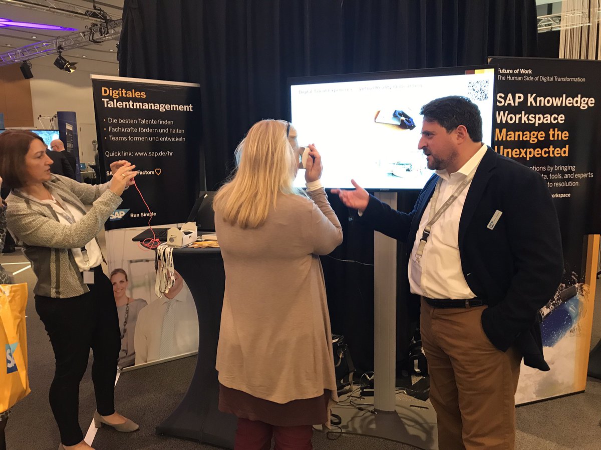 anikohanke's tweet image. @PalumboEnrico presenting Onboarding with the help of VR live @SAP Switzerland. @lufthansa #DigitalLearningJourney #SAP