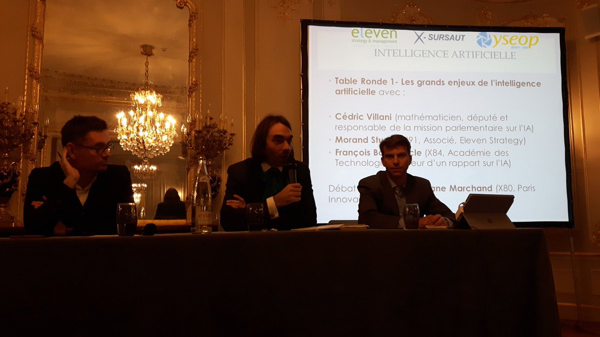 Débat <a href="/XSursaut/">X-Sursaut</a>  sur l #IntelligenceArtificielle : Stephane Marchand pose la première question à <a href="/VillaniCedric/">Cédric Villani</a> sur la mission IA dont les objectifs sont multiples : acceptabilité sociale, anticiper ses dangers, préparer les législations adaptées ...