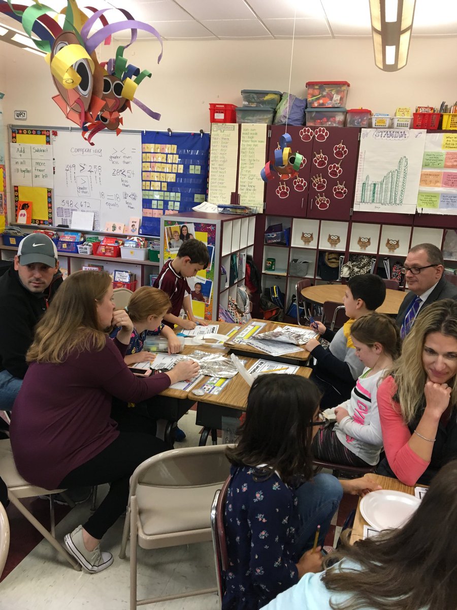 smpiasecki's tweet photo. American Education Week visit in Mrs. Brennan’s 2nd grade class— a design challenge to re-create the Mayflower! #BSESJagNation https://t.co/THpHfRRnZ8