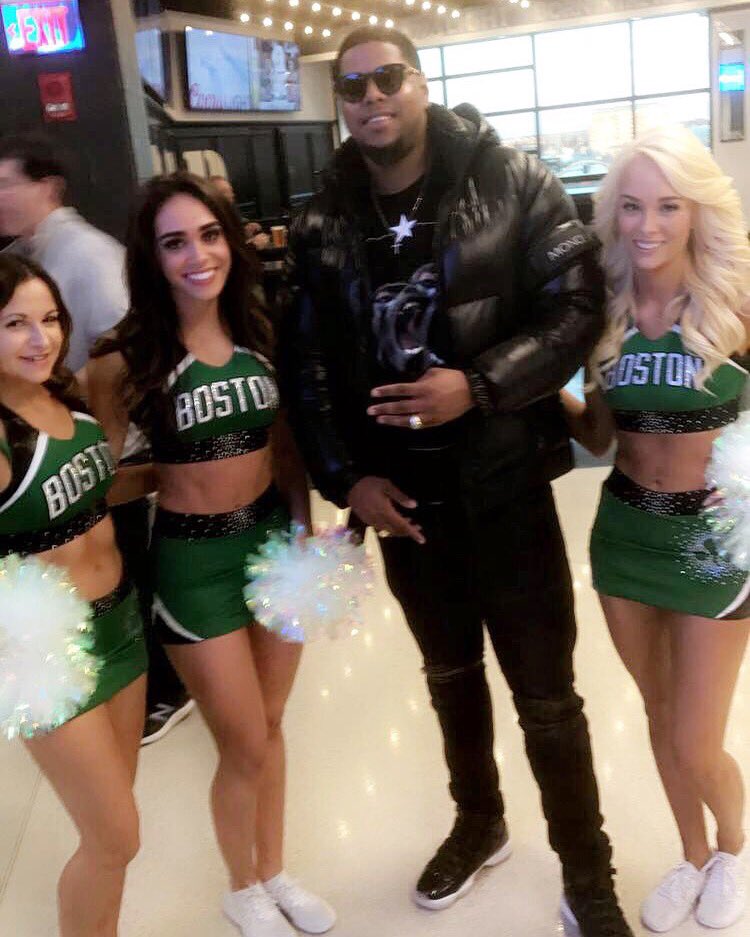 frankversache44's tweet photo. Good win today ๐#BostonCeltics #BenzBlock https://t.co/FCe3w4HNaH
