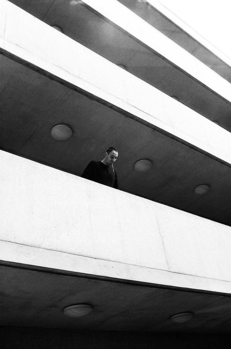 Flexis1986's tweet photo. Etwas mehr als hoch hinaus! 🚀

#flexis #kaufhausjandorf #mixtape #freudentränen #KHJD  #PoesieAmAbend #ModelnFürVerkäufe #MeinBlock https://t.co/HpOitqJx1u