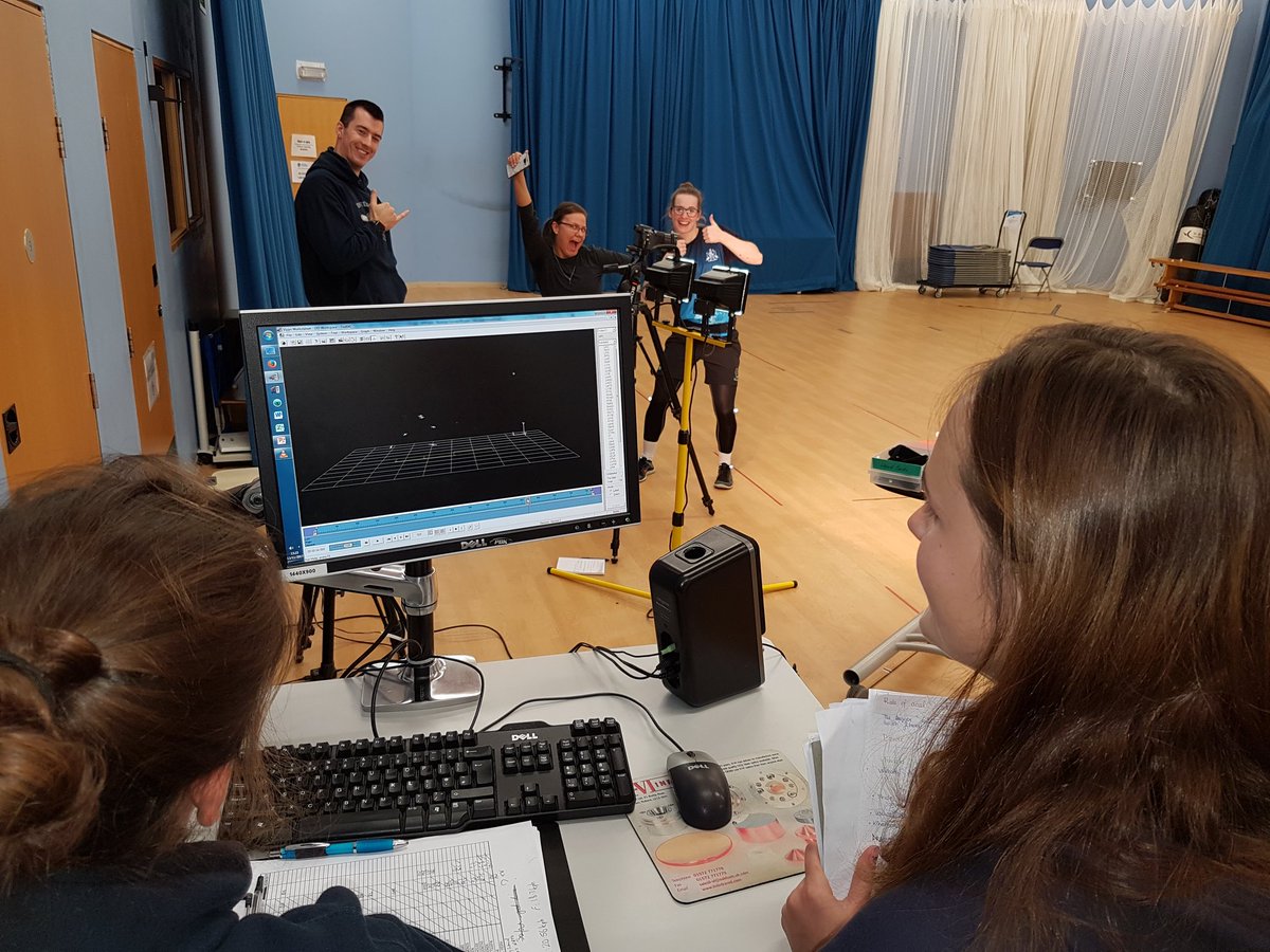 DanEastough's tweet photo. Kicking #biomechanics session for #SPRT2031 this afternoon. Great effort and interesting data. Good work! @UniWorcISES #teamworc https://t.co/F3PXByG6u8