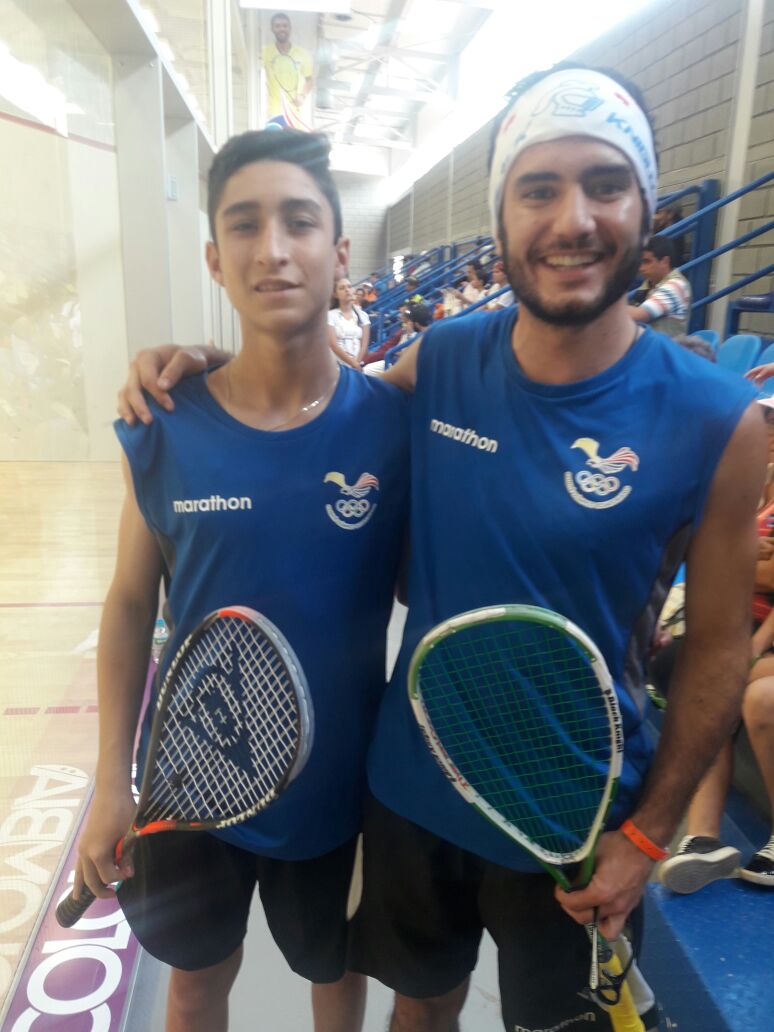 DeporteEc's tweet photo. La dupla de #squash, Ernesto Dávila y David Costales, se impuso por 2 sets a Bolivia y pasan a la semifinal de Juegos #BolivarianosEc 🇪🇨👏
ECU 11 - 00 BOL
ECU 11 - 05 BOL https://t.co/g0R98gdJQp
