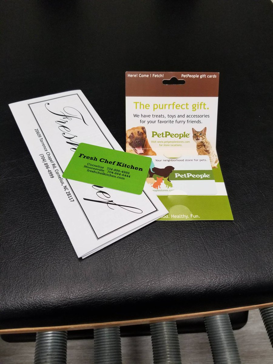 PerfectFormNC's tweet photo. Don't forget to register for this week's prizes. Gift certificates from Pet People and Fresh Chef or essential oil from Young Living! https://t.co/fJGa89mZmW