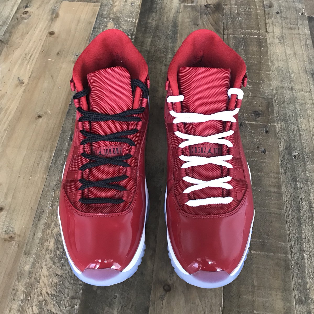 jordan 11 laces