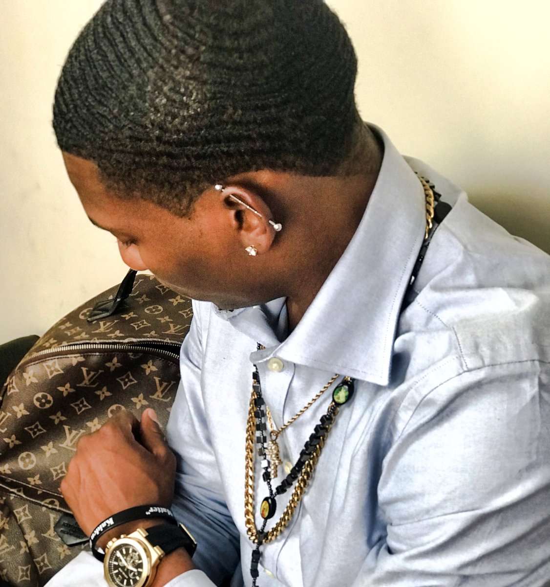 DrastikMusic's tweet photo. If Yall Only Knew What’s In My Future..... #ChangeUp #LouieBag #DntSchleep #DntBlink #DrastikOnTheBeat https://t.co/CPwFdXZ4sH