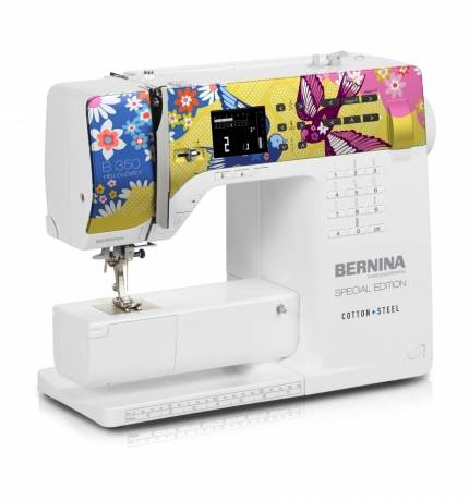 spanglies_uk's tweet image. Happy New Sewing Machine Day peeps #bernina #newsewingmachine #happysewer