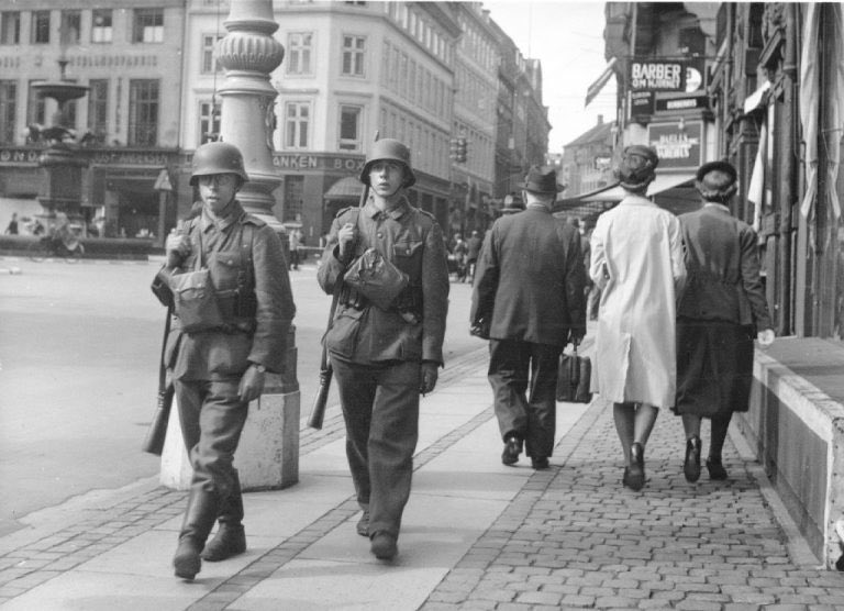 Nico Wouters (Cegesoma/Ghent) explores Mayoral collaboration under Nazi Occupation: blogs.kent.ac.uk/munitions-of-t…