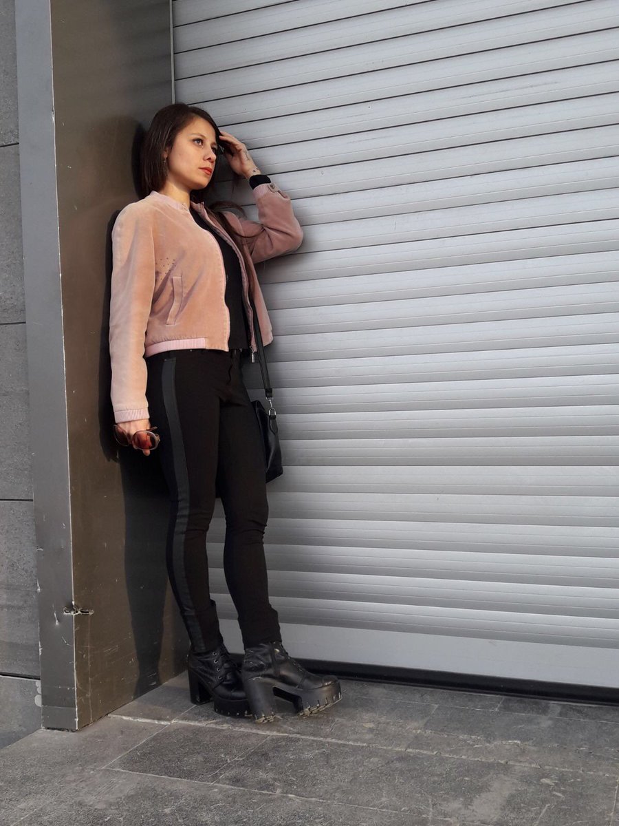 Pembe detaylar!!!💗💗💗 yeni blogpost için 👉 bukige.com