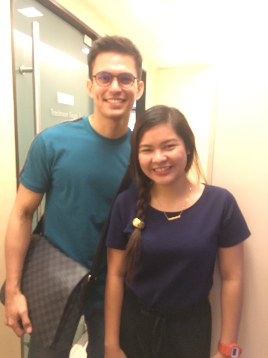 JExeVistal's tweet photo. Pogi lang sila. Gwapo ako! 😂😂 @tissiajayme https://t.co/QIlT6xIF2c