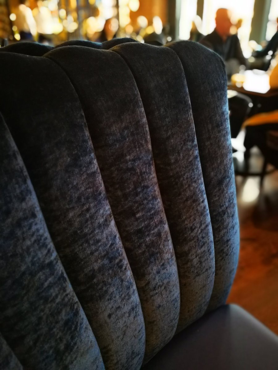 Just arrived for a leisurely Monday lunch @_cafeparisien. Fabulous views of <a href="/belfastcc/">Belfast City Council</a> #belfastcityhall, plush seating and enticing menu 🍽️🍷#happymonday #belfast #placestoeatinbelfast @victoriasqbelfast