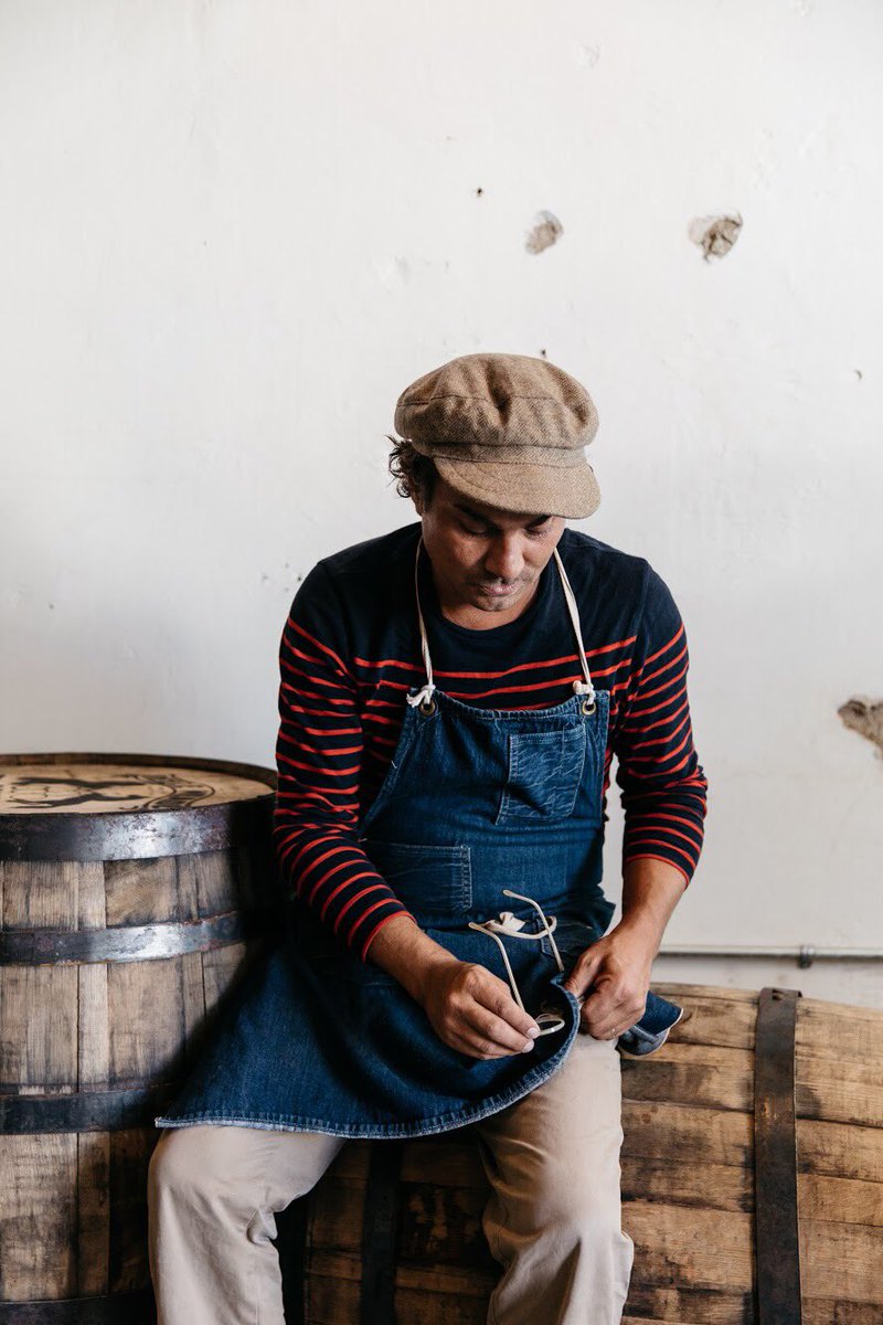 brosandcraft's tweet photo. Last month we teamed up with @TheFryeCompany for round 2 of #MeetOurMakers, the #FRYENashville edition. 
Scott from @olivesinclair was 1 of the 3 makers we spoke to. Check out the videos on the @TheFryeCompany Instagram + see more pics on the logbook 👉🏻 #brothersandcraft .com https://t.co/48JlaKrCFL
