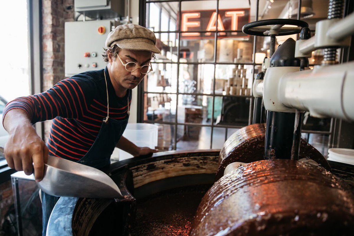 brosandcraft's tweet photo. Last month we teamed up with @TheFryeCompany for round 2 of #MeetOurMakers, the #FRYENashville edition. 
Scott from @olivesinclair was 1 of the 3 makers we spoke to. Check out the videos on the @TheFryeCompany Instagram + see more pics on the logbook 👉🏻 #brothersandcraft .com https://t.co/48JlaKrCFL