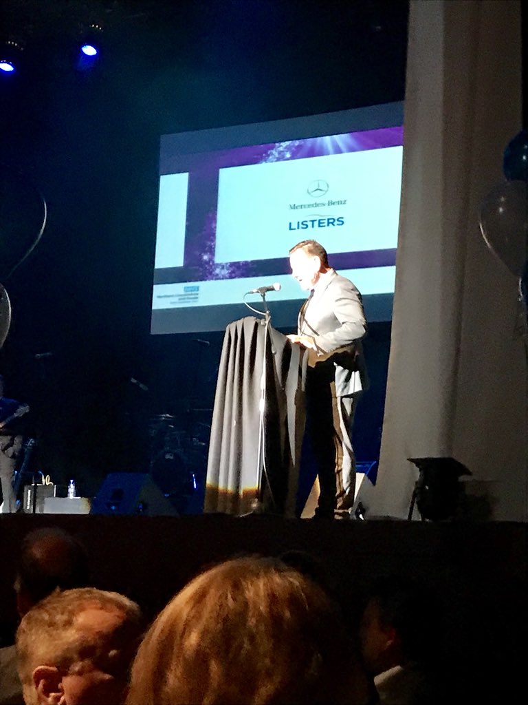 florasparlingMB's tweet photo. @ListersMercedes proud to once again sponsor an award at @NHSNLaG #ourstars2017 well done to the winner of The Innovator Award Dr Namita Singh. https://t.co/W414OtVhxd