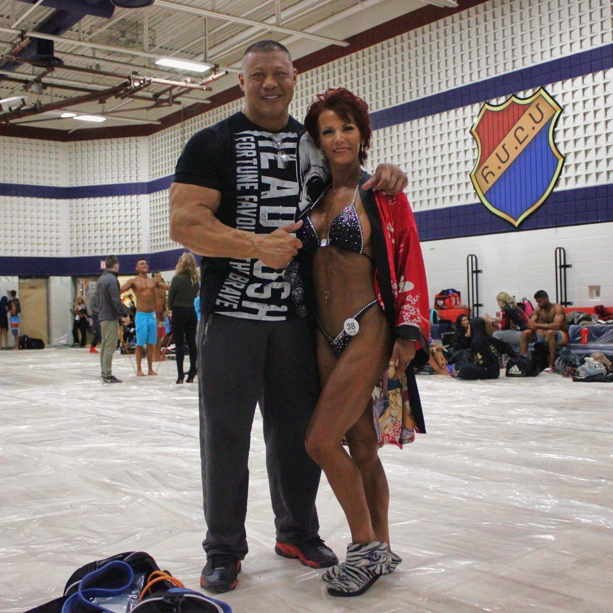 With the King Kong Man himself xo.. #kingkongclassic #teamkitty #andrewnattypro #katfigurepro #canadianphysiquealliance