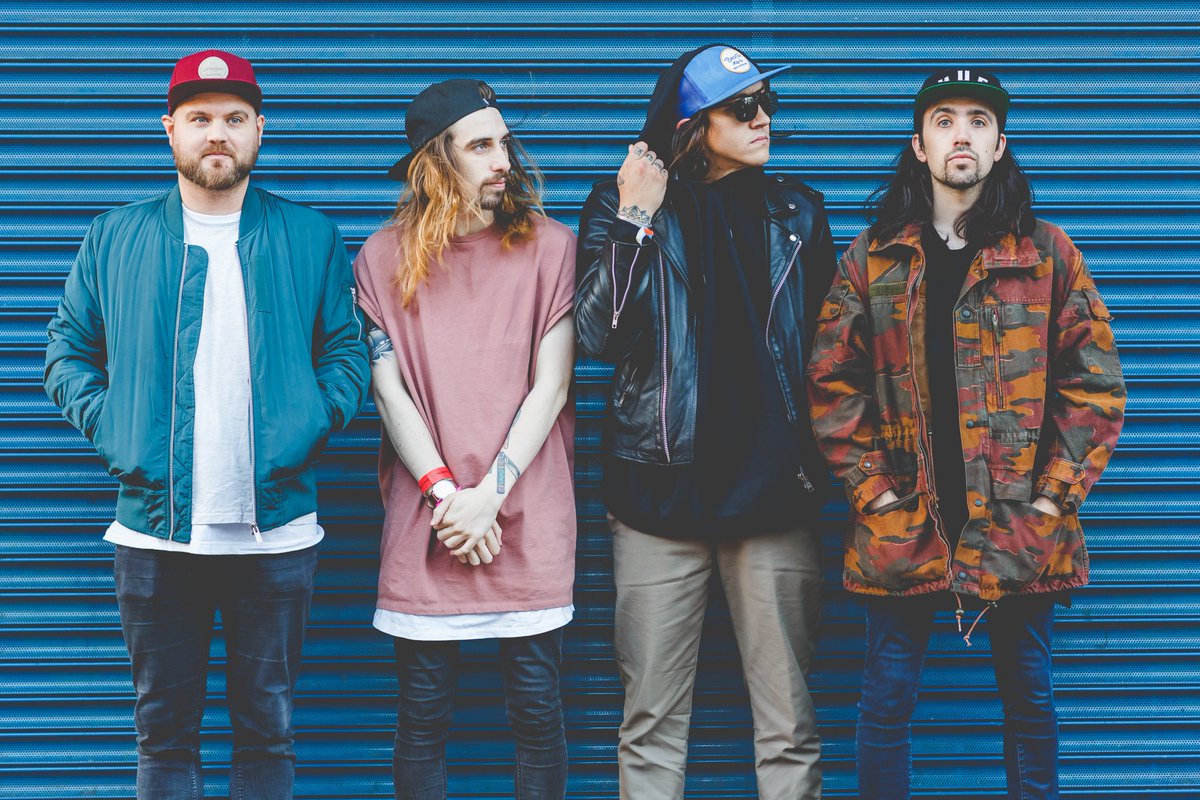 Closeuppromo's tweet photo. SHOW: @weareyouthclub headline @thsndslnd on 15/12!

Support from @austinnband + 2 TBA!

Last 4 tix on @dicefm &amp; last 8 on @TicketWebUK https://t.co/8i4uSb6D79