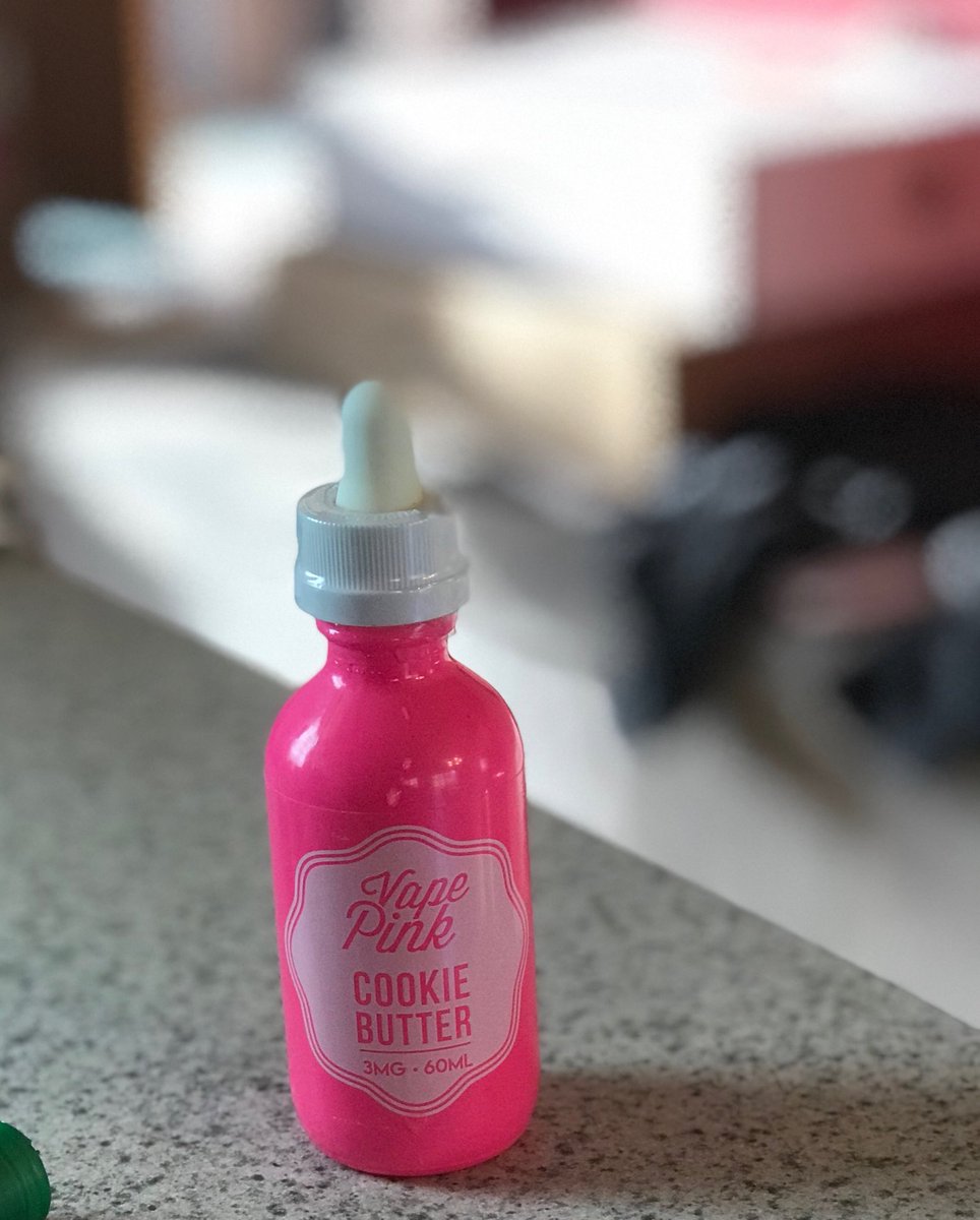 Absolutely loving this juice. Lot of cookie and churro flavors out there but these guys stand out. #vapepink #vapejuicereview #ejuicereview