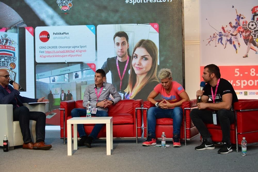 WalleryAppHQ's tweet photo. This event used #Wallery to engage the visitors, promote the exhibitors &amp; the agenda. Read what the event manager had to say about us: https://t.co/yFdXnB7msf

#socialmediadisplay #events https://t.co/fBfRteDIB9