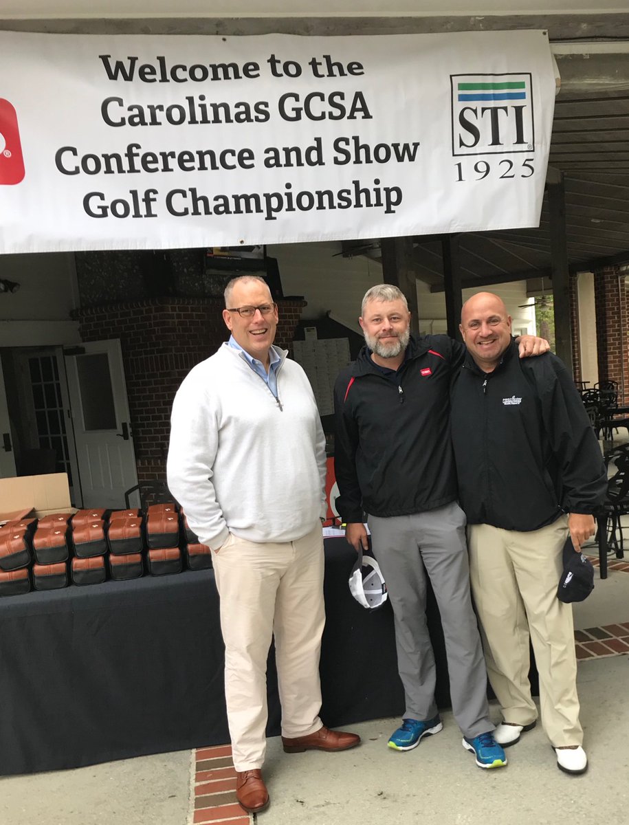bbarefoot_bo's tweet photo. CGCSA Tourney registration is happening! Thanks STI. Precision Sales pros Erick Koskinen n Bo assist Tim Kreger. #precisionlabs #vivax https://t.co/3QICLL9kJl