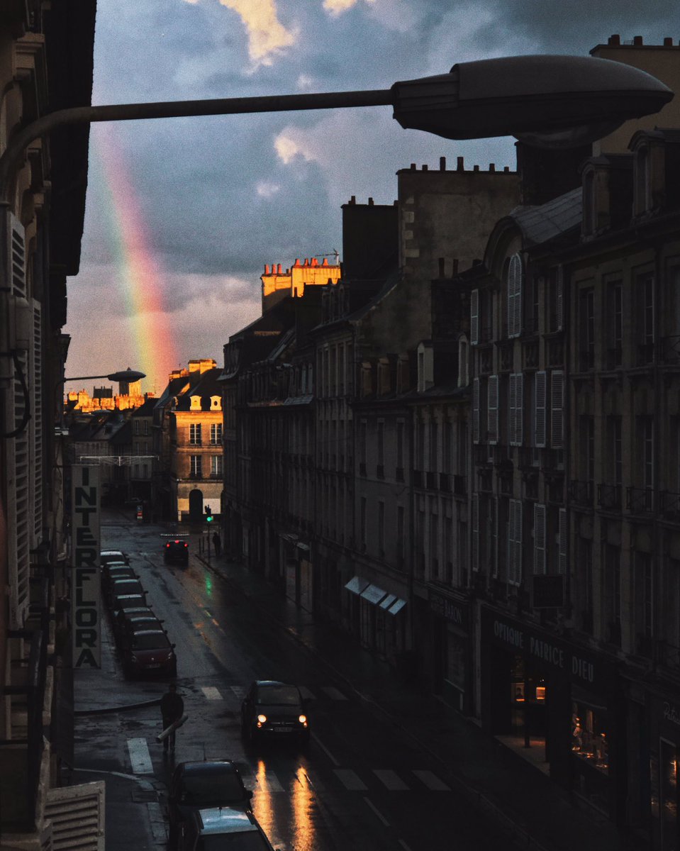 spagbertin's tweet photo. 🌈 #CAEN https://t.co/Tx53EiT6i6