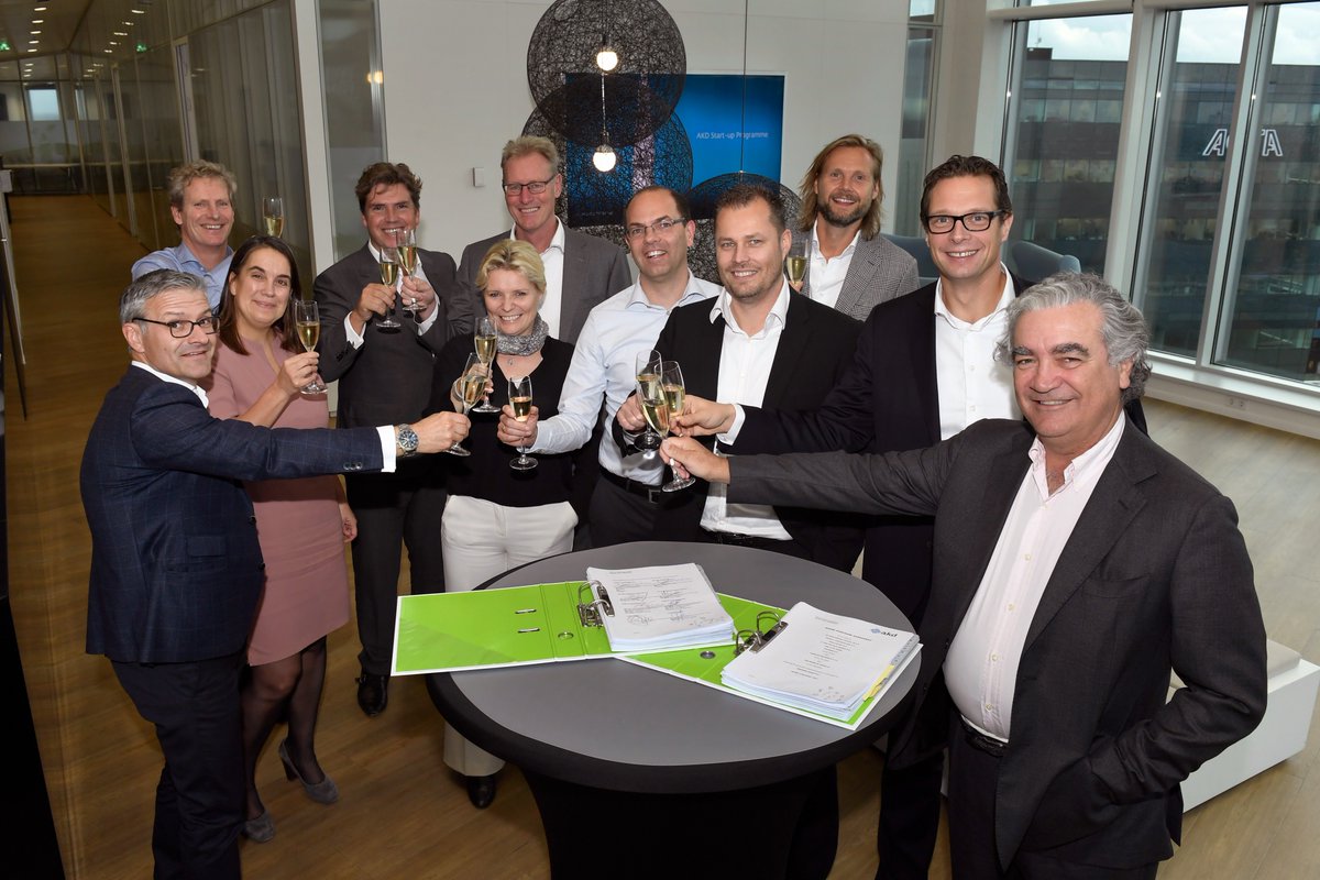 PERSBERICHT | Redmore Group wordt onderdeel van House of HR - talent-pro.com/blog/pers-publ…