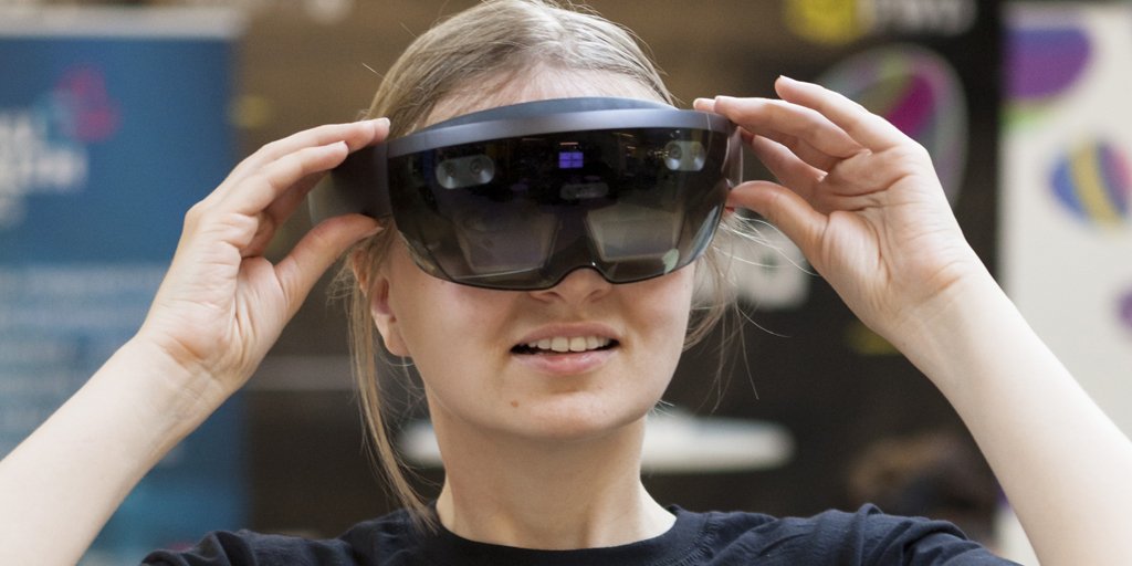 citybusinessfi's tweet photo. Virtual tools in #citybusiness planning with IoT &amp; 5G networks – open for everyone in Oulu! Stand509 #smartcityexpo https://t.co/RpMA84P6Hx https://t.co/qyNrxZ1z4o