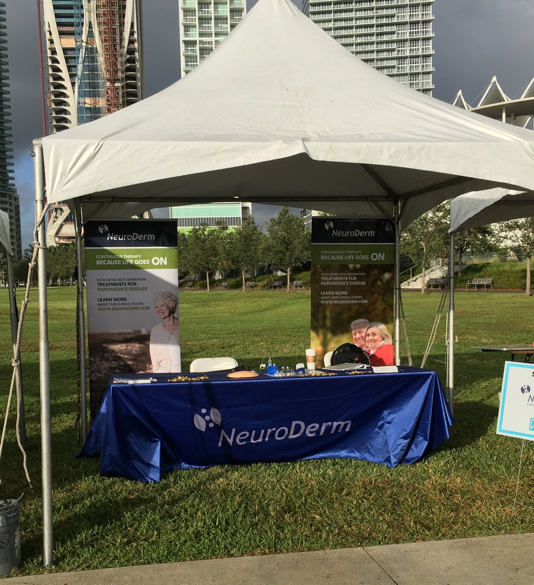 NeuroDerm's tweet photo. Such a great day yesterday with @ParkinsonDotOrg for #MovingDayMiami at Museum Park! https://t.co/qcrqHfAxFD