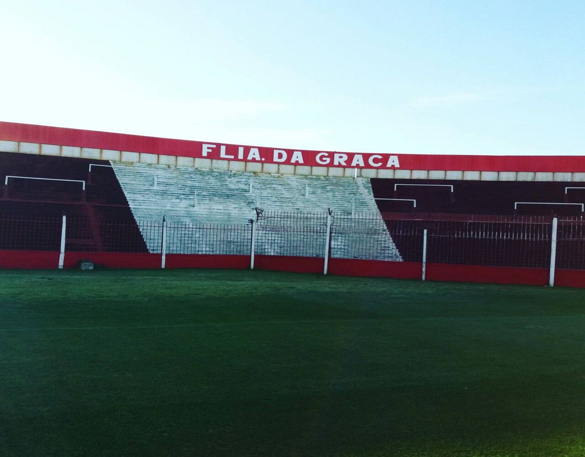 CentenarioCALA's tweet photo. ¡TAREA CUMPLIDA! El 11/11 concluyeron los trabajos de renombrar las tribunas del Gallardón como se anunció en la fiesta del Centenario. ¡La tribuna de Portela llevará el nombre de la familia Da Graca que nos regaló 3 generaciones de futbolistas campeones y recordados por todos! https://t.co/37UhXaDzTG