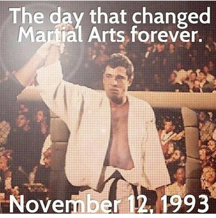 RenzoGracieBJJ's tweet image. O dia que se revolucionou as artes marciais... 🤜🏼💥🤛🏼