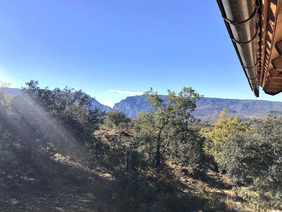 Dormir aquí y despertar tal que así 😍 Gracias <a href="/delMontrebei/">Terra del Congost</a> por la acogida y el trato. Espectacular entorno, experiencia y Congost! 🙏🏻