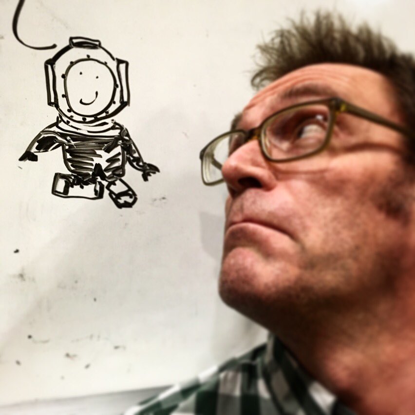 SimonMHall's tweet photo. The #BeyondBionic global tour continues. In Canada 🇨🇦with the awesome folks of @OceanWorks and @AndyTorbet @MikeCarlingDoP @Benthesoundman 🦀🌊 https://t.co/f9SWiKsbzQ