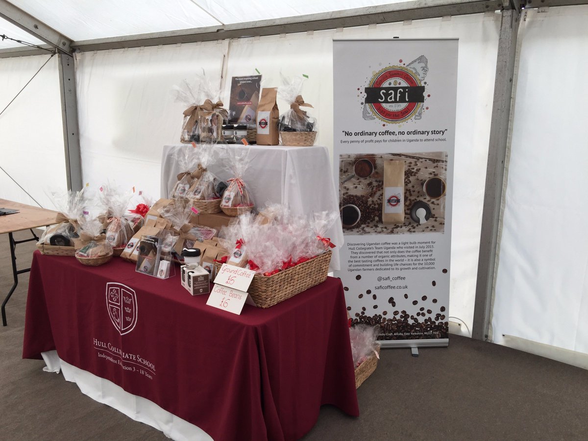 safi_coffee's tweet photo. All ready for the Southburn Xmas Fayre tomorrow. Please come and visit our stall, we have Safi Hampers on sale. 10am-4pm at Driffield Showground. #christmashampers #saficoffee #safiontheroad #community #love #education #sipsforthesoul #makethechange #Uganda #GorillaSummit https://t.co/QHesnTdUzh