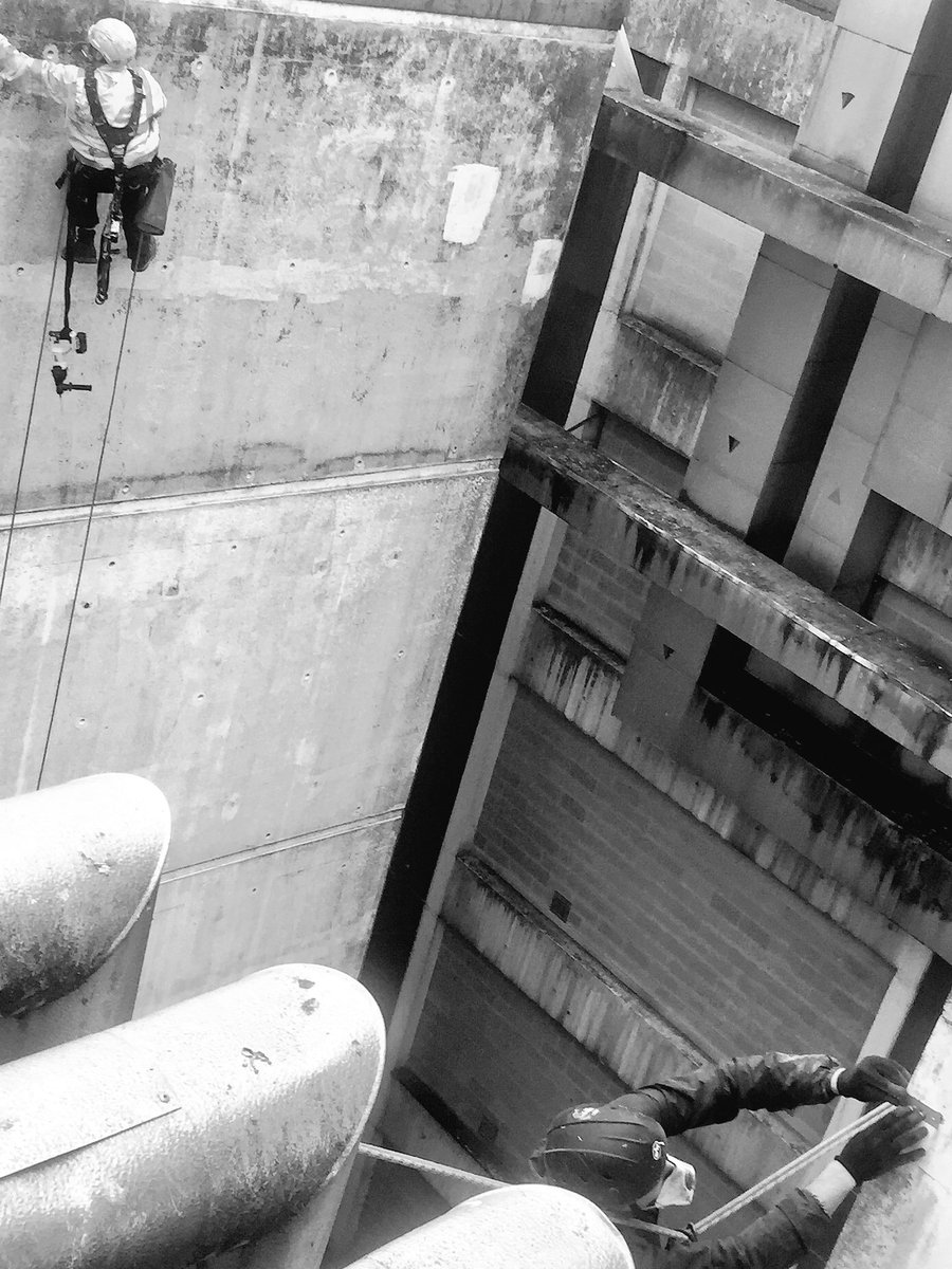 We get to go to all the glamorous places! We get to those places other companies can't! #birdnetting #ropeaccess #safety #maintenance #inspection #workingatheights <a href="/leponline/">Lancashire Post</a> <a href="/shoutnetwork/">Shout Network</a> @BoBClubsTracy <a href="/LancsHospitals/">Chorley & Royal Preston</a> <a href="/Bizlancashire/">Business Lancashire</a> <a href="/prestoncouncil/">Preston City Council</a> @phr_radio <a href="/Christians_ltd/">Christians - The Survey Company</a>